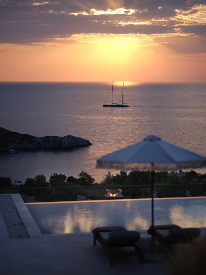 Rebek Luxury Villas & Suites Agios Nikolaos  Esterno foto